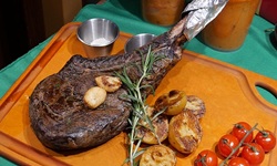 Tomahawk Steak